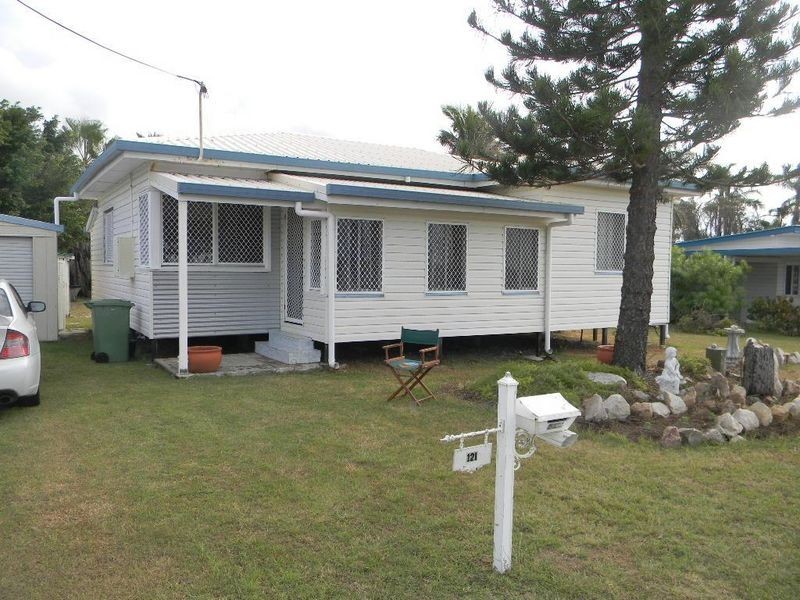 121 The Esplanade, Bowen QLD 4805