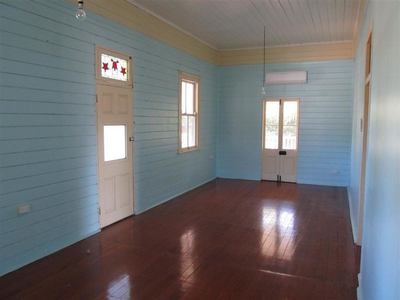 16 Thomas Street, Bowen QLD 4805