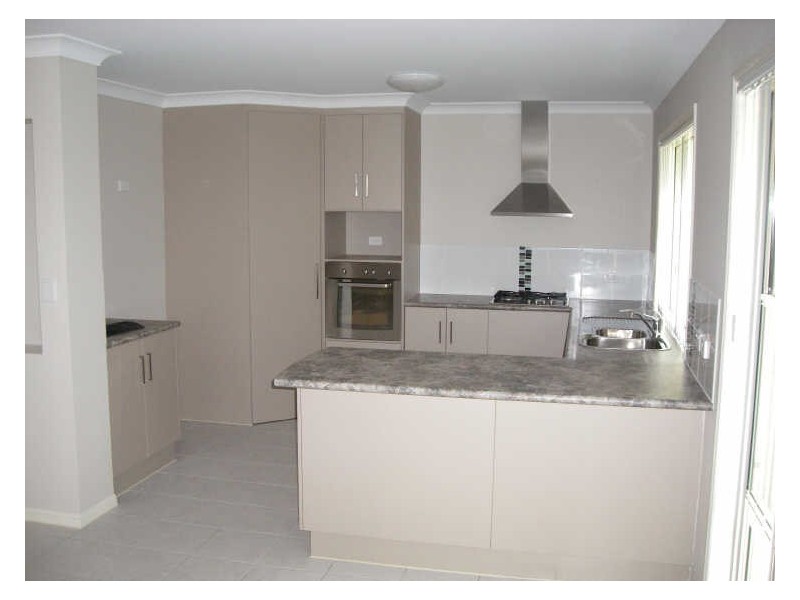 6 Lucinda Place, Bowen QLD 4805