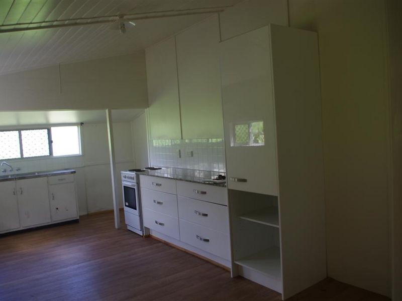 59 Reynolds Street, Bowen QLD 4805