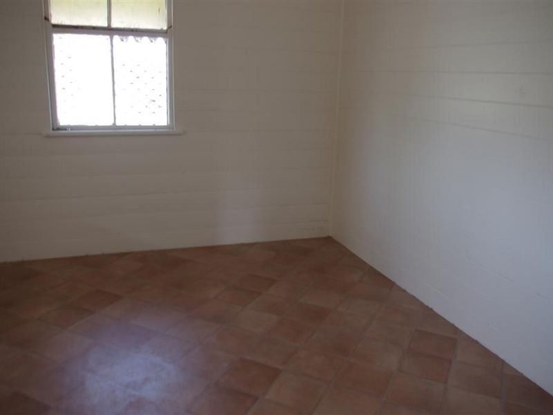 59 Reynolds Street, Bowen QLD 4805
