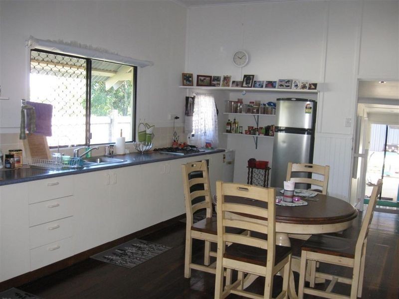 4 Johnston Street, Bowen QLD 4805