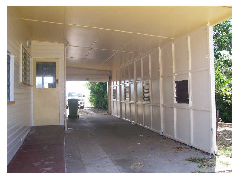 51 The Esplanade, Bowen QLD 4805