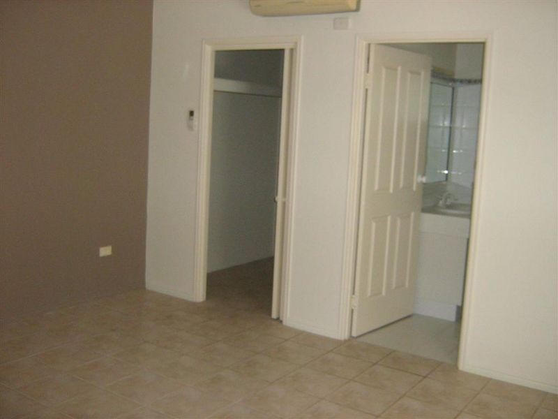 24 Horseshoe Bay Road, Bowen QLD 4805