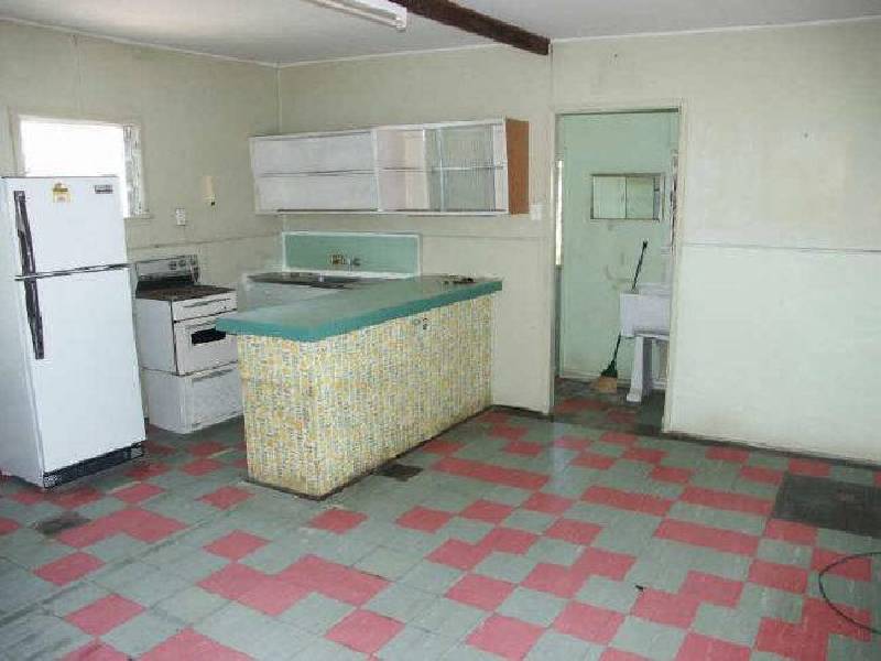 22 Horseshoe Bay Road, Bowen QLD 4805