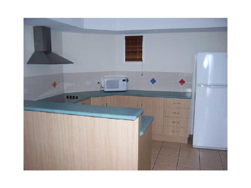 9/2 Pandanus Street, Bowen QLD 4805