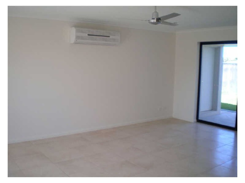 2/18 Hillview Place, Bowen QLD 4805