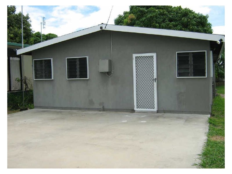 42 Creek Street, Bowen QLD 4805