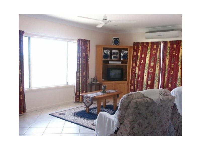 6 Nona Street, Bowen QLD 4805