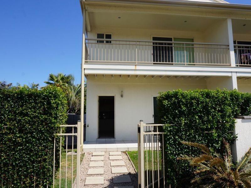 6/1 Murroona Street, Bowen QLD 4805