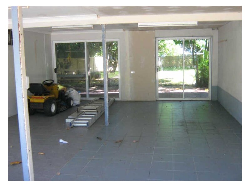 87 Horseshoe Bay Road, Bowen QLD 4805