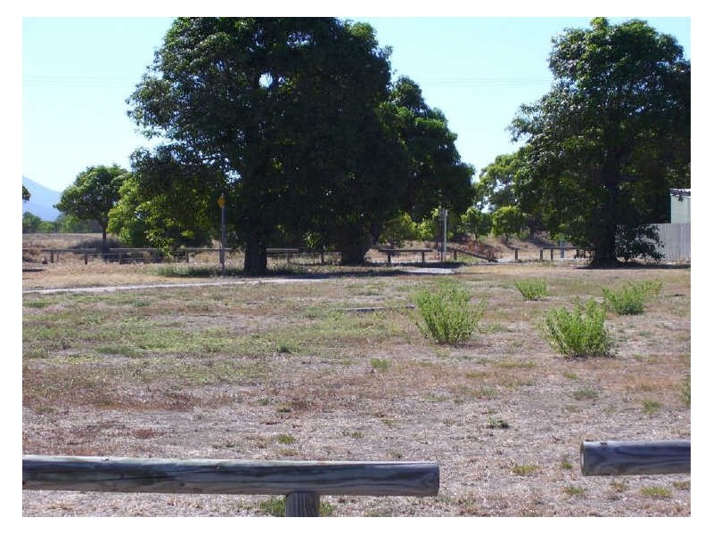 57 Africandar Road, Bowen QLD 4805