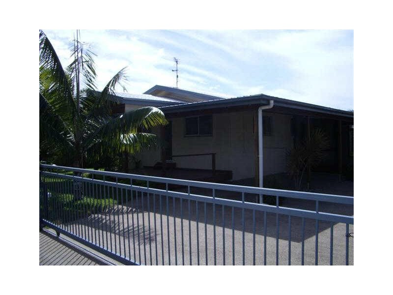 38 Field Street, Bowen QLD 4805