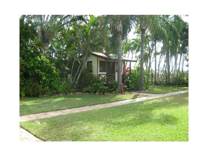 11 Thomas Street, Bowen QLD 4805