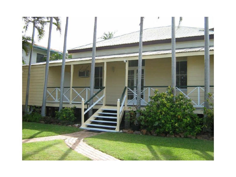 11 Thomas Street, Bowen QLD 4805