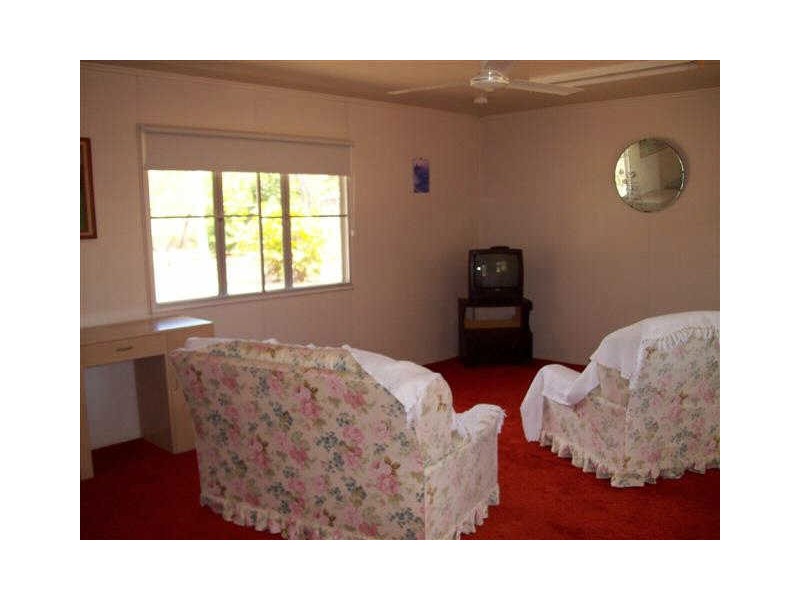 18289 Bruce Highway, Bowen QLD 4805