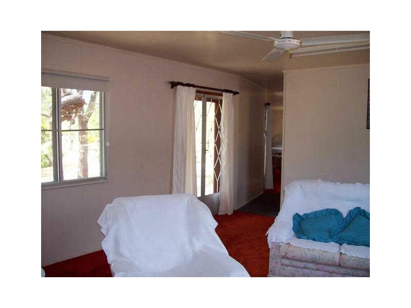 18289 Bruce Highway, Bowen QLD 4805
