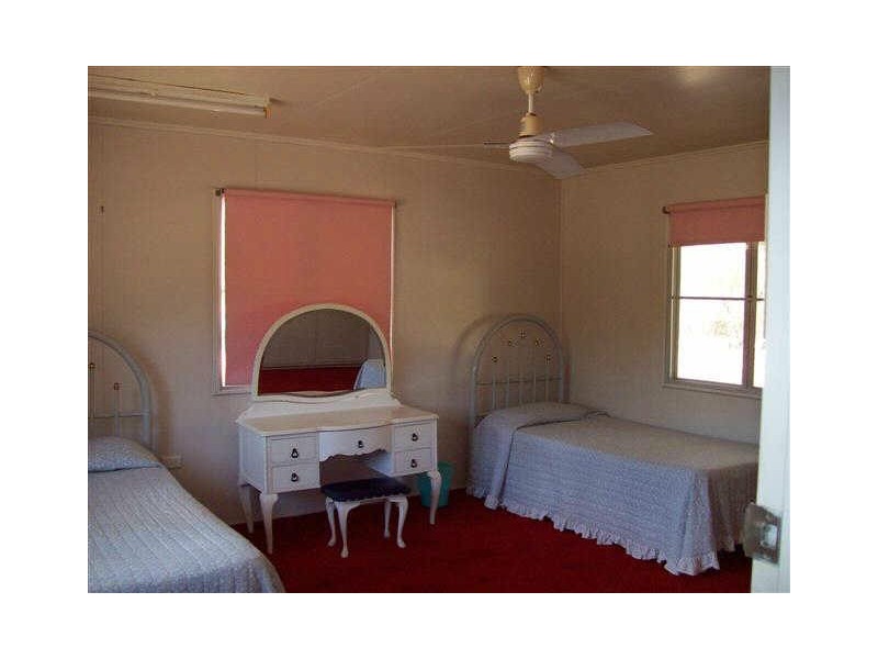 18289 Bruce Highway, Bowen QLD 4805