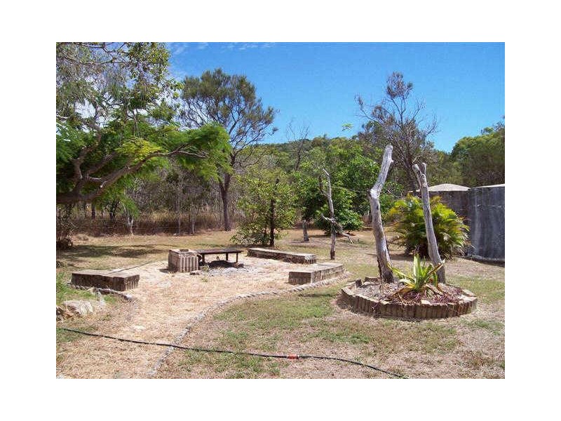 18289 Bruce Highway, Bowen QLD 4805
