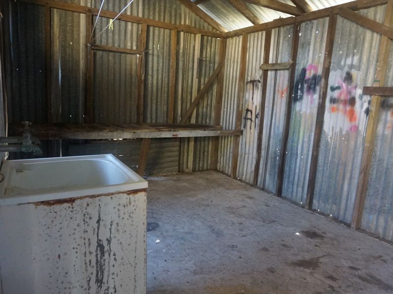 27 Golf Links Road, Bowen QLD 4805