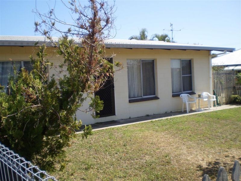 1/18 Poole Street, Bowen QLD 4805