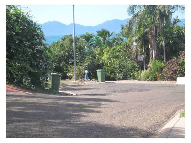 2 Avicennia Street, Bowen QLD 4805