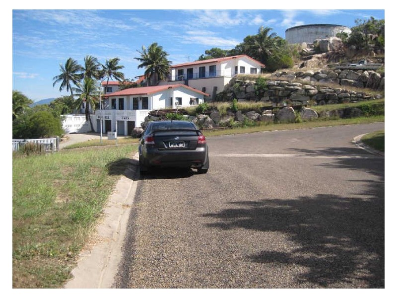 2 Avicennia Street, Bowen QLD 4805
