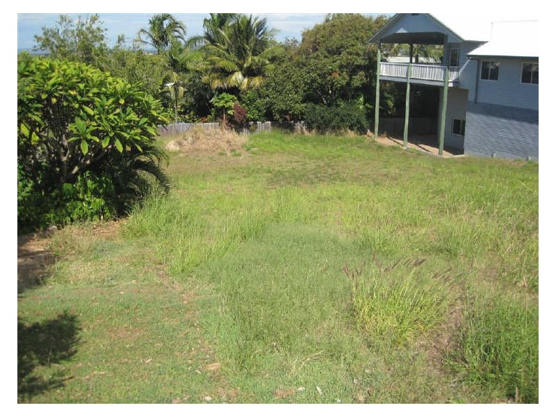 2 Avicennia Street, Bowen QLD 4805