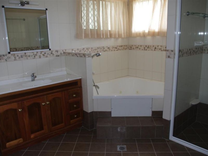 2 McDonnell Place, Bowen QLD 4805