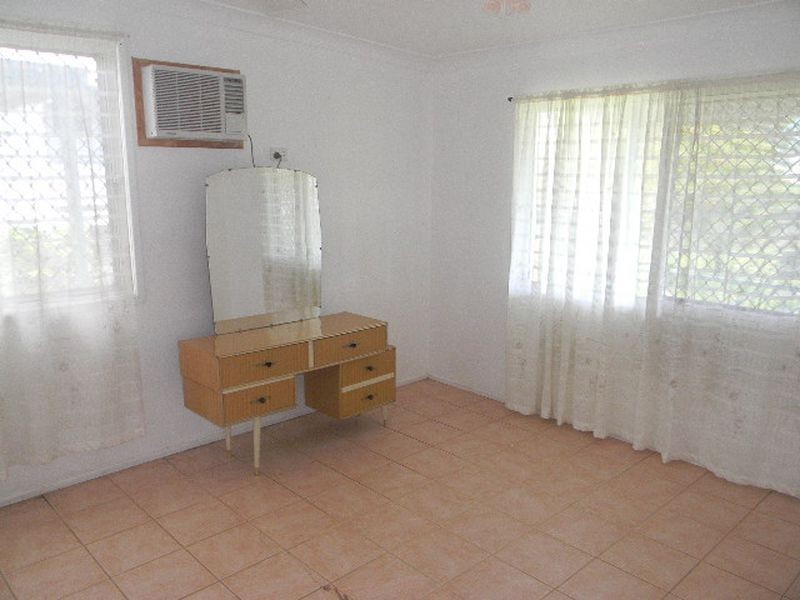 106 Gregory Street, Bowen QLD 4805