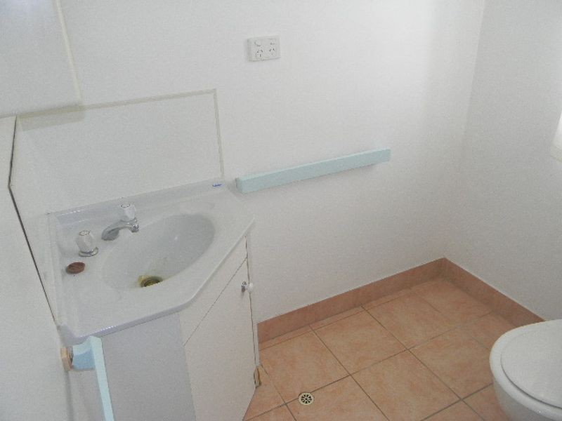 106 Gregory Street, Bowen QLD 4805