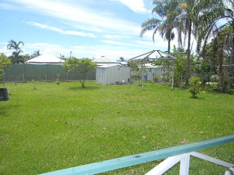 106 Gregory Street, Bowen QLD 4805