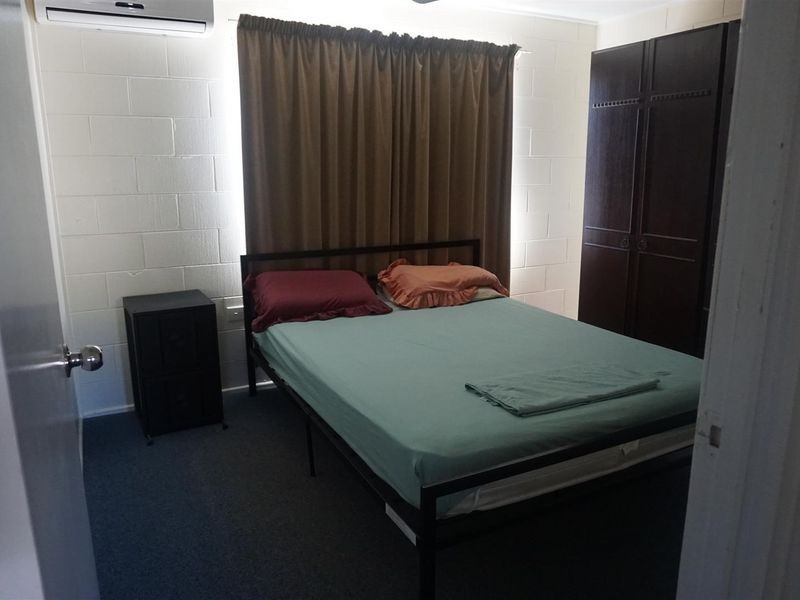 4/121 Herbert Street, Bowen QLD 4805