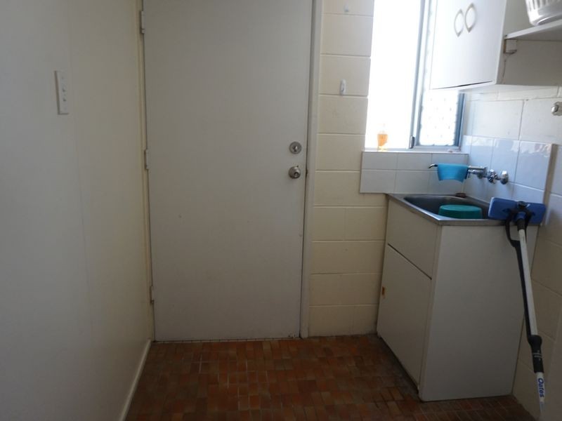 4/121 Herbert Street, Bowen QLD 4805