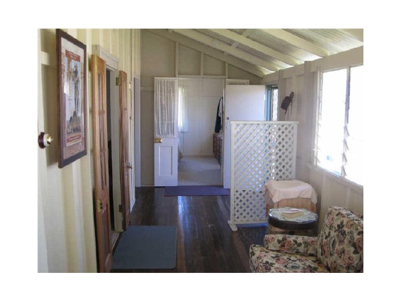 26 Sinclair Street, Bowen QLD 4805