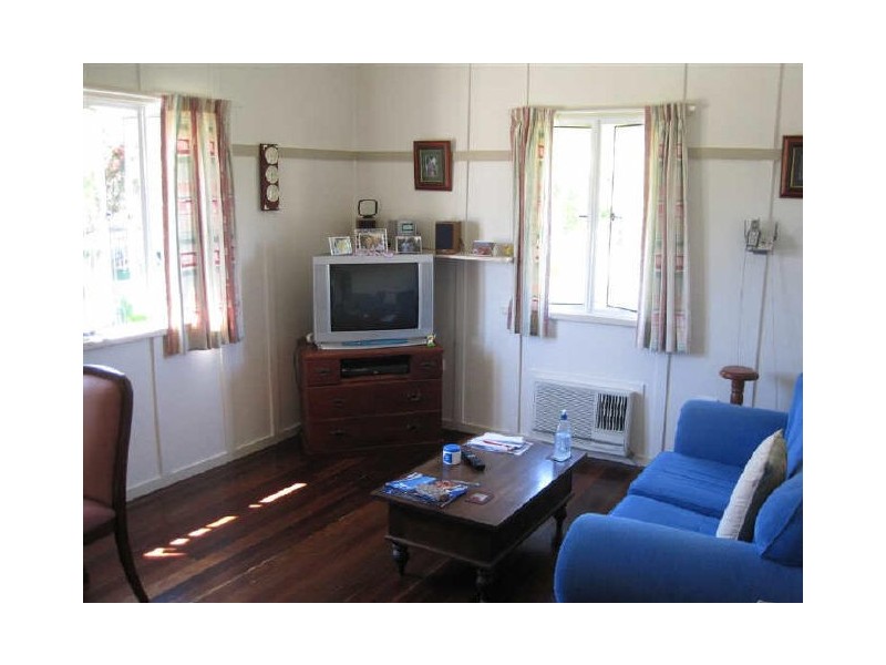 26 Sinclair Street, Bowen QLD 4805
