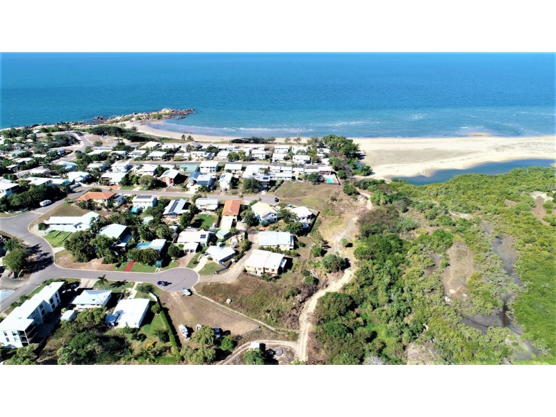 8 Lotus Lane, Rose Bay, Bowen QLD 4805