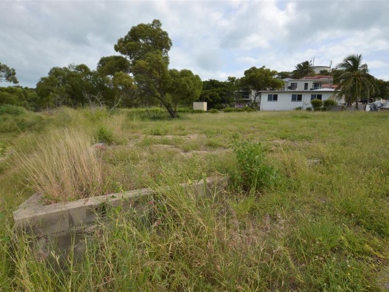 8 Lotus Lane, Rose Bay, Bowen QLD 4805