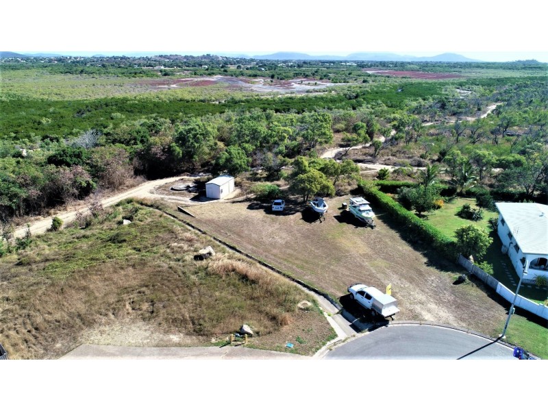 8 Lotus Lane, Rose Bay, Bowen QLD 4805