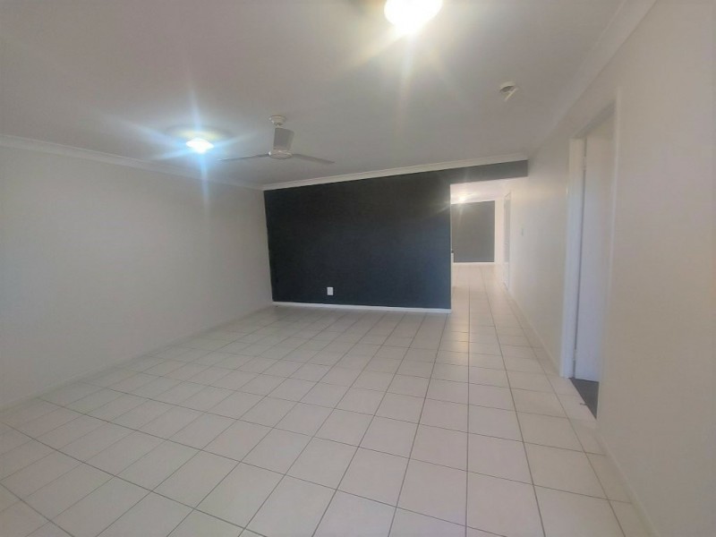 8 Lexington Court, Bowen QLD 4805