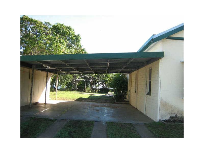 2 Howard Street, Bowen QLD 4805