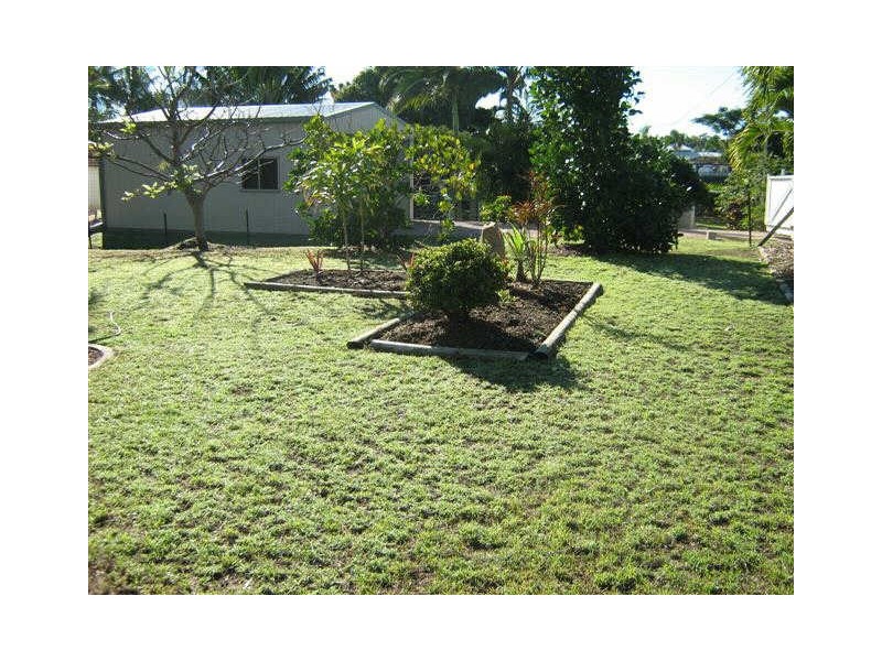 2 Howard Street, Bowen QLD 4805