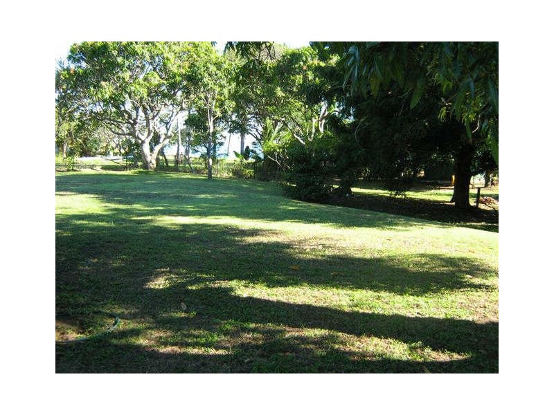 2 Howard Street, Bowen QLD 4805