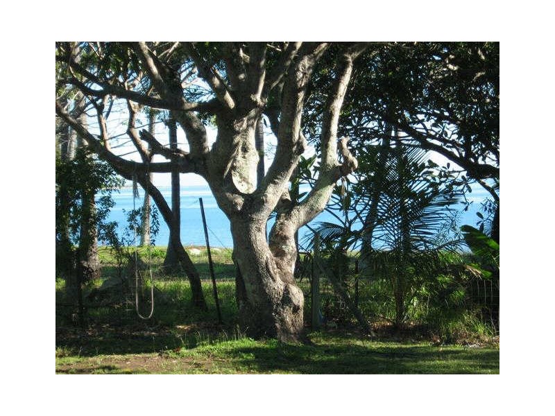 2 Howard Street, Bowen QLD 4805