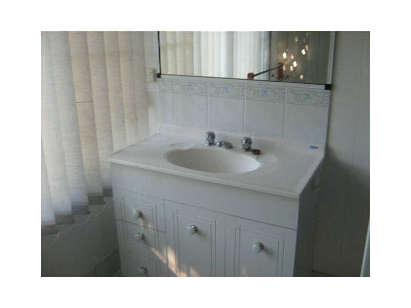 2 Howard Street, Bowen QLD 4805