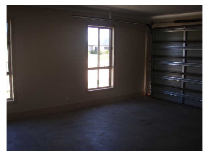 15 Kirkpatrick Court, Bowen QLD 4805