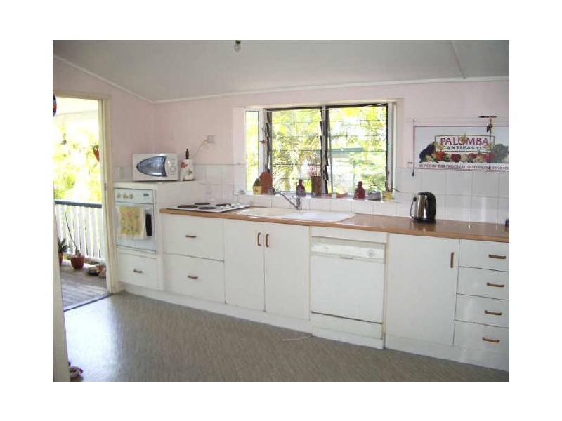 108 Gregory Street, Bowen QLD 4805