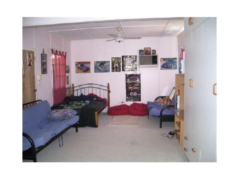 108 Gregory Street, Bowen QLD 4805