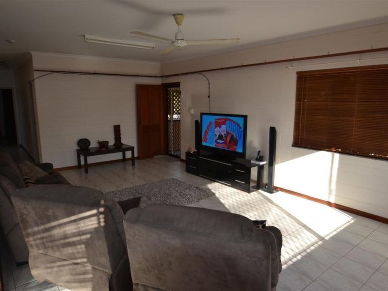 7 Bull Crescent, Bowen QLD 4805