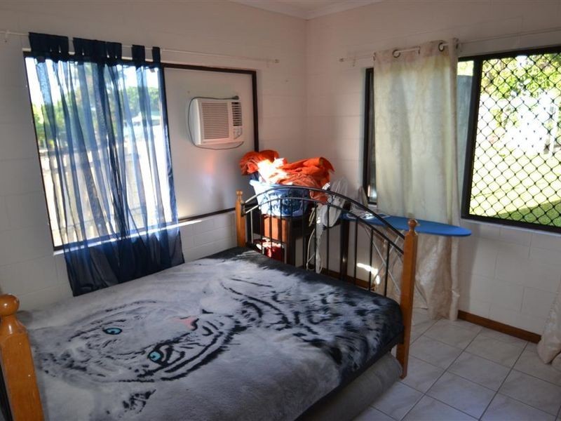 7 Bull Crescent, Bowen QLD 4805
